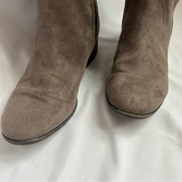 Knee High Faux Suede Riding Boots - Picture 4 of 7